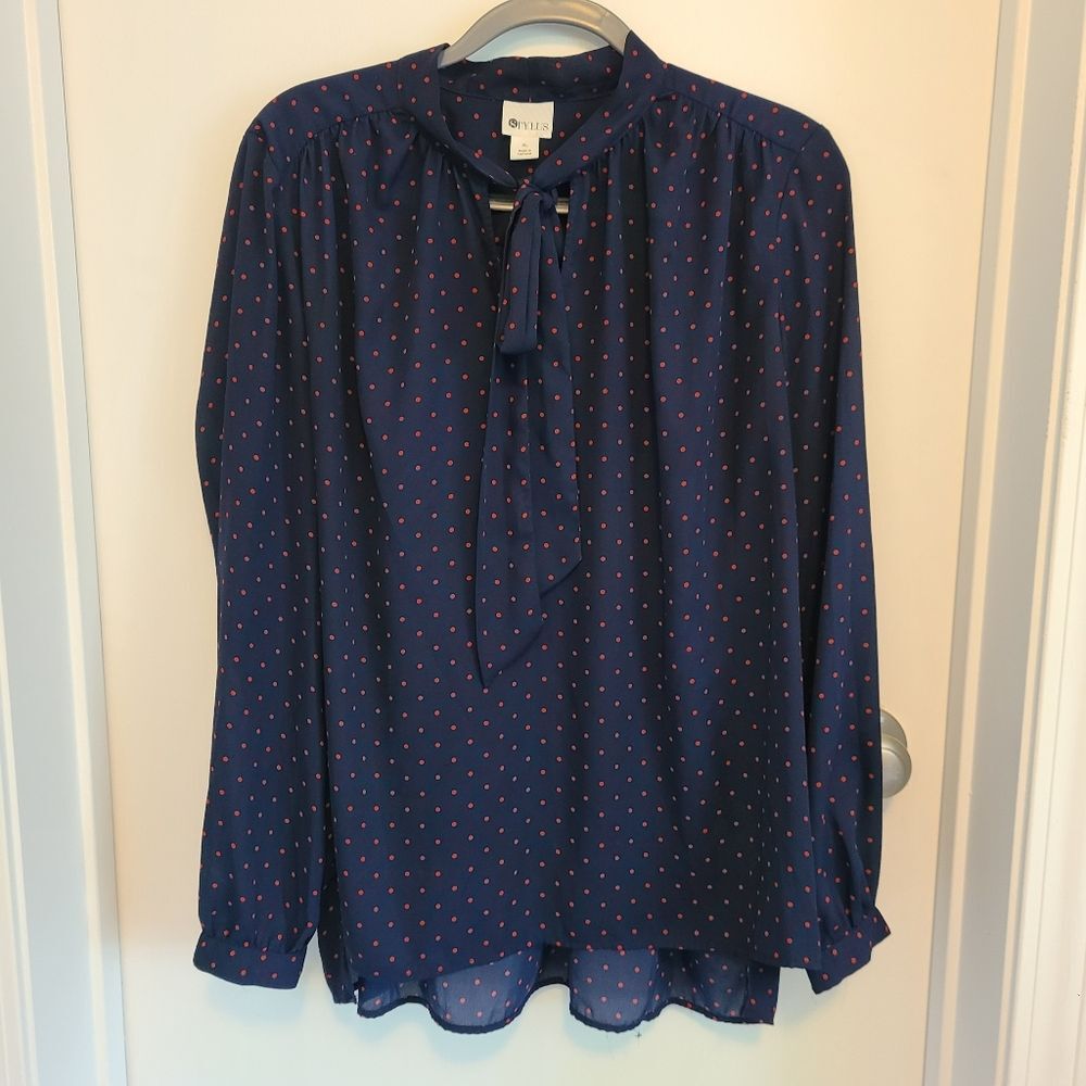Stylus Women's Size XL Navy Tie-Front Keyhole Top Red Polka Dot Print